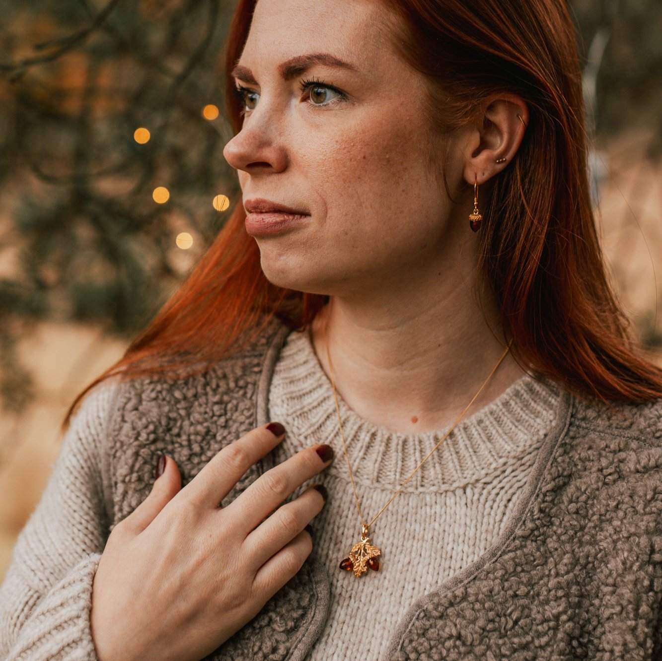 ACORN MINI EARRINGS