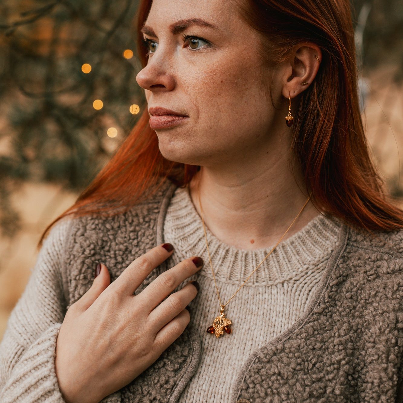 AMBER ACORN AND LEAF NECKLACE