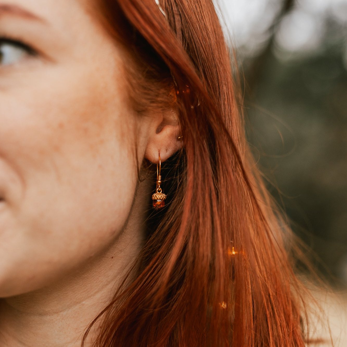 ACORN MINI EARRINGS