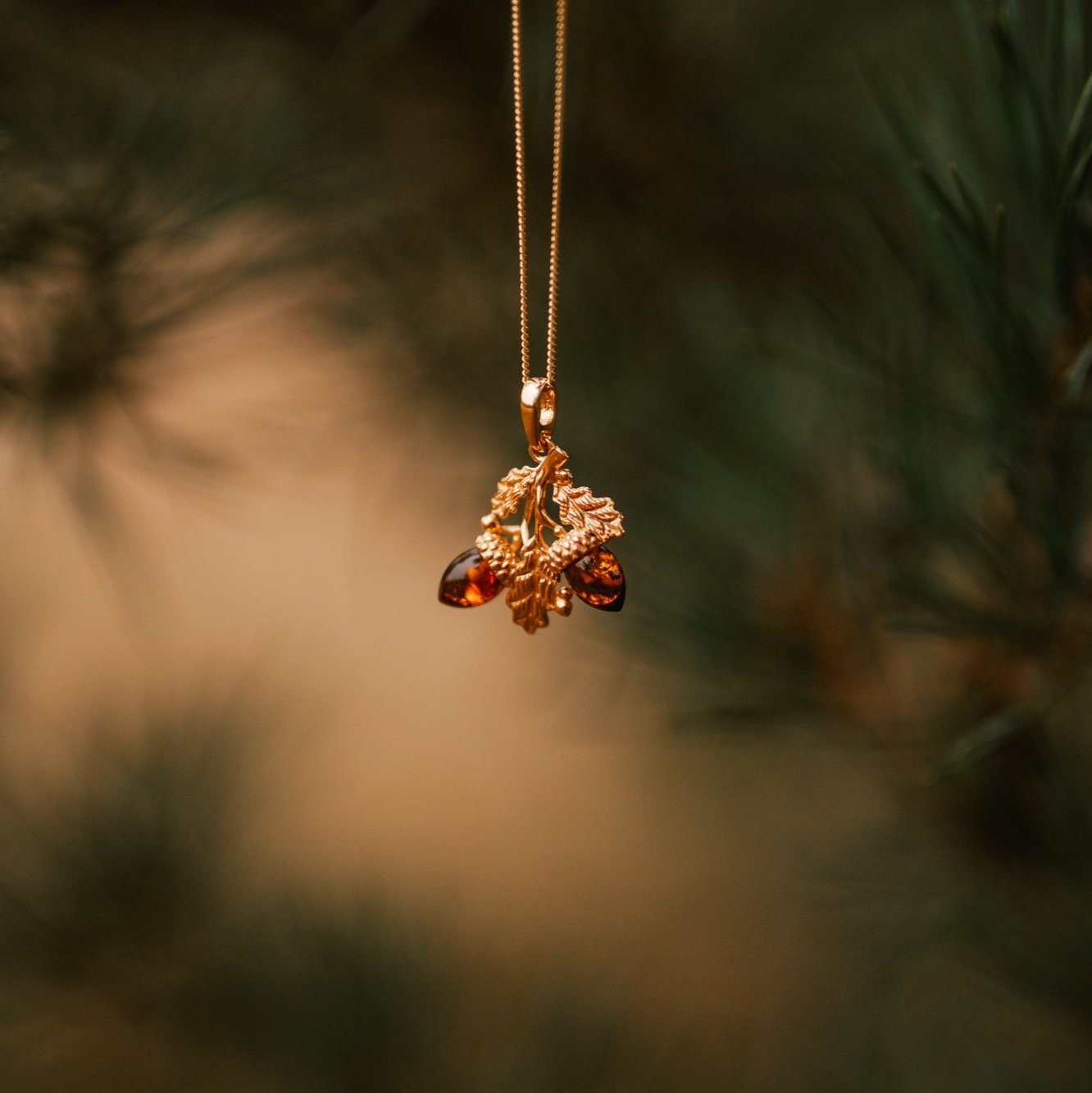 AMBER ACORN AND LEAF NECKLACE