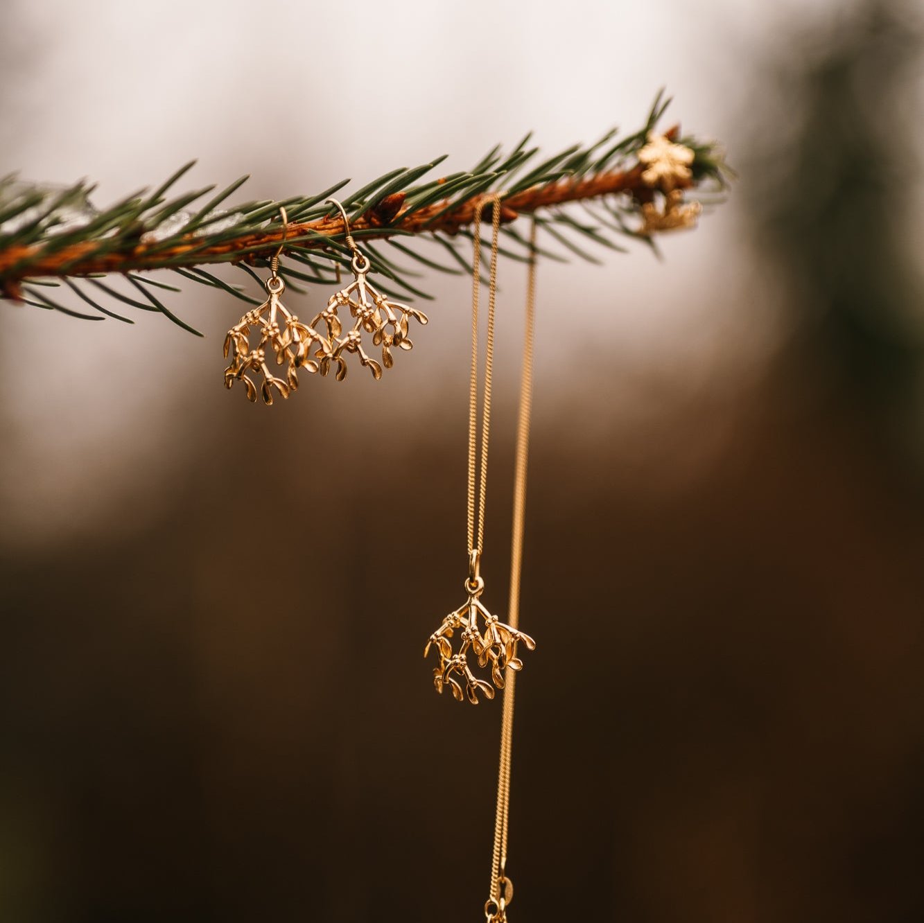 Mistletoe necklace