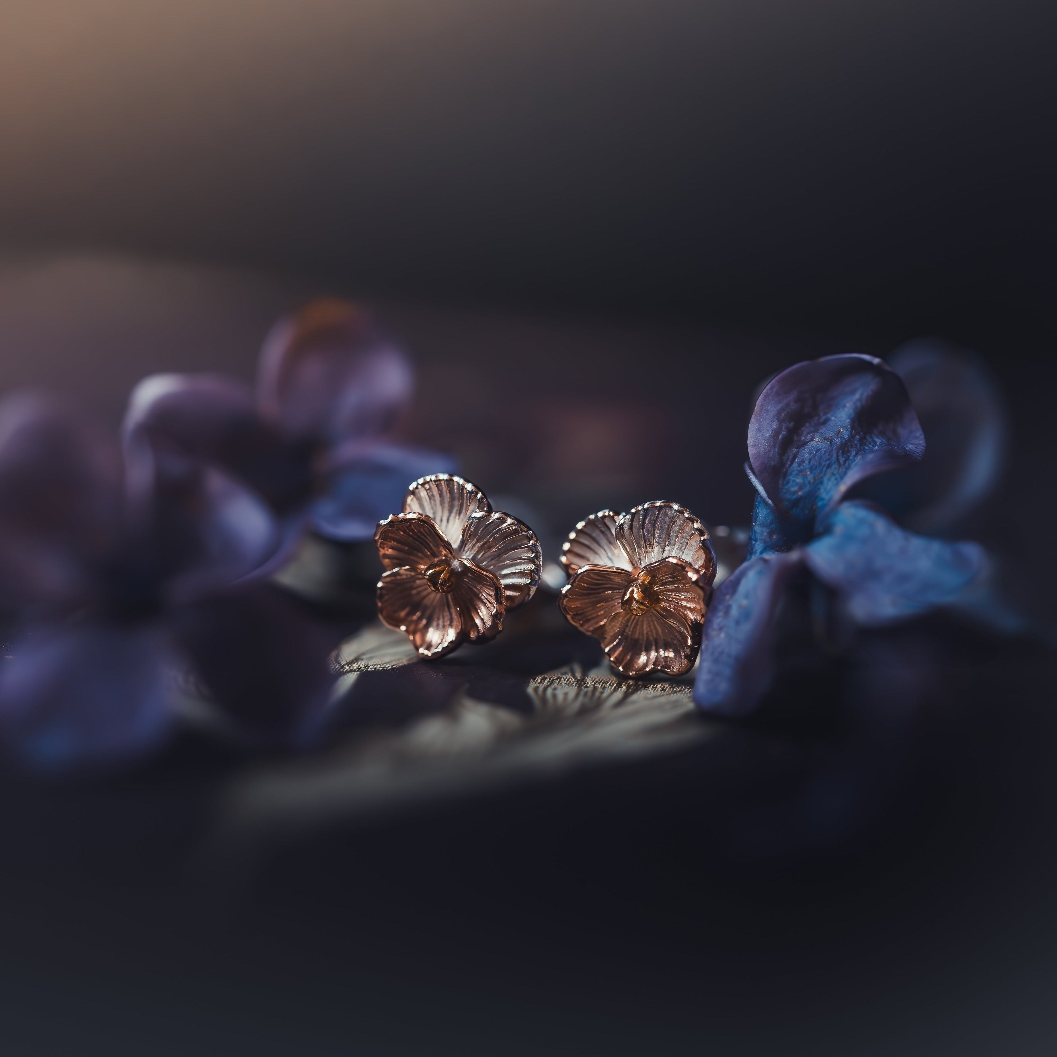 VIOLET EARRINGS