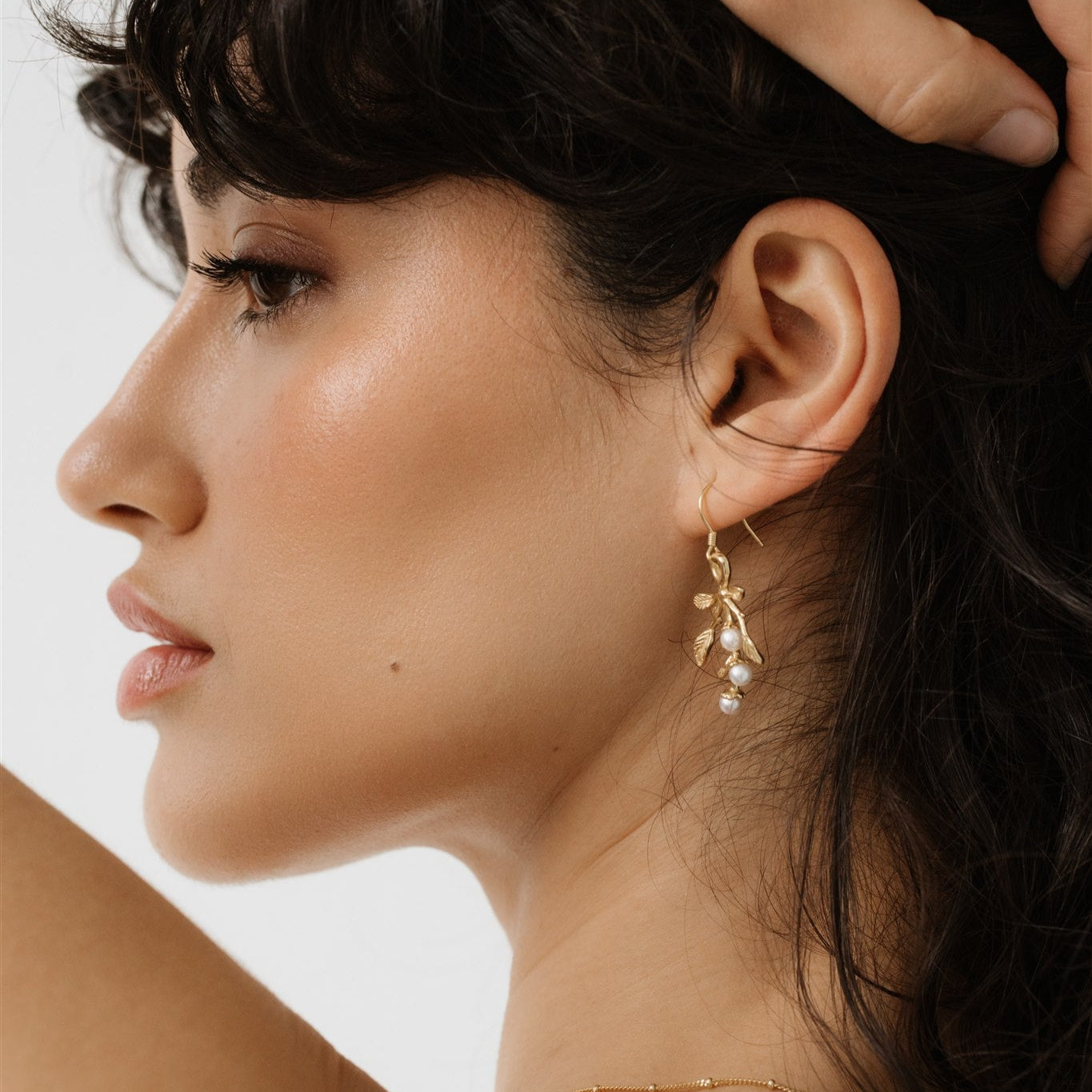 Snowberry earrings