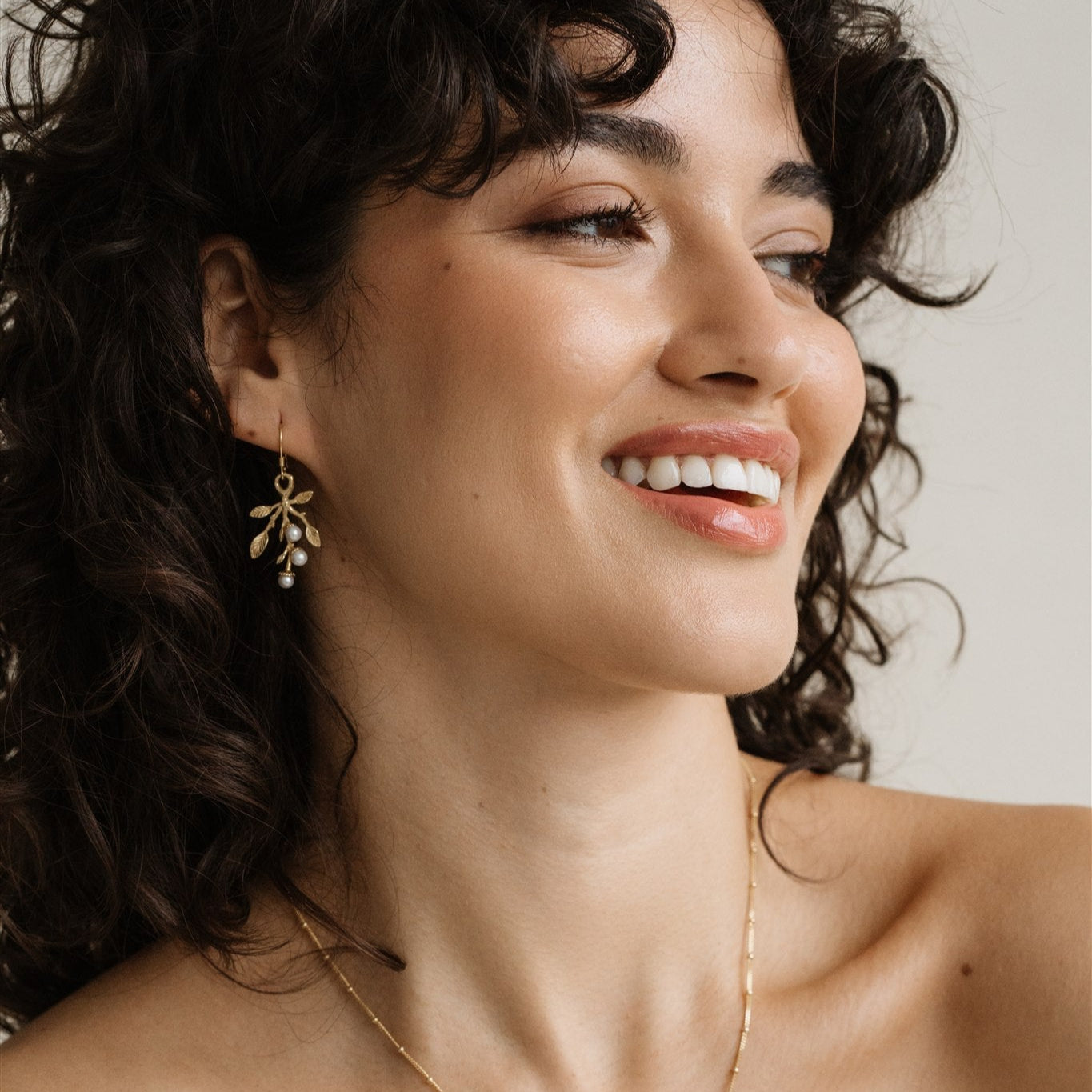 Snowberry earrings