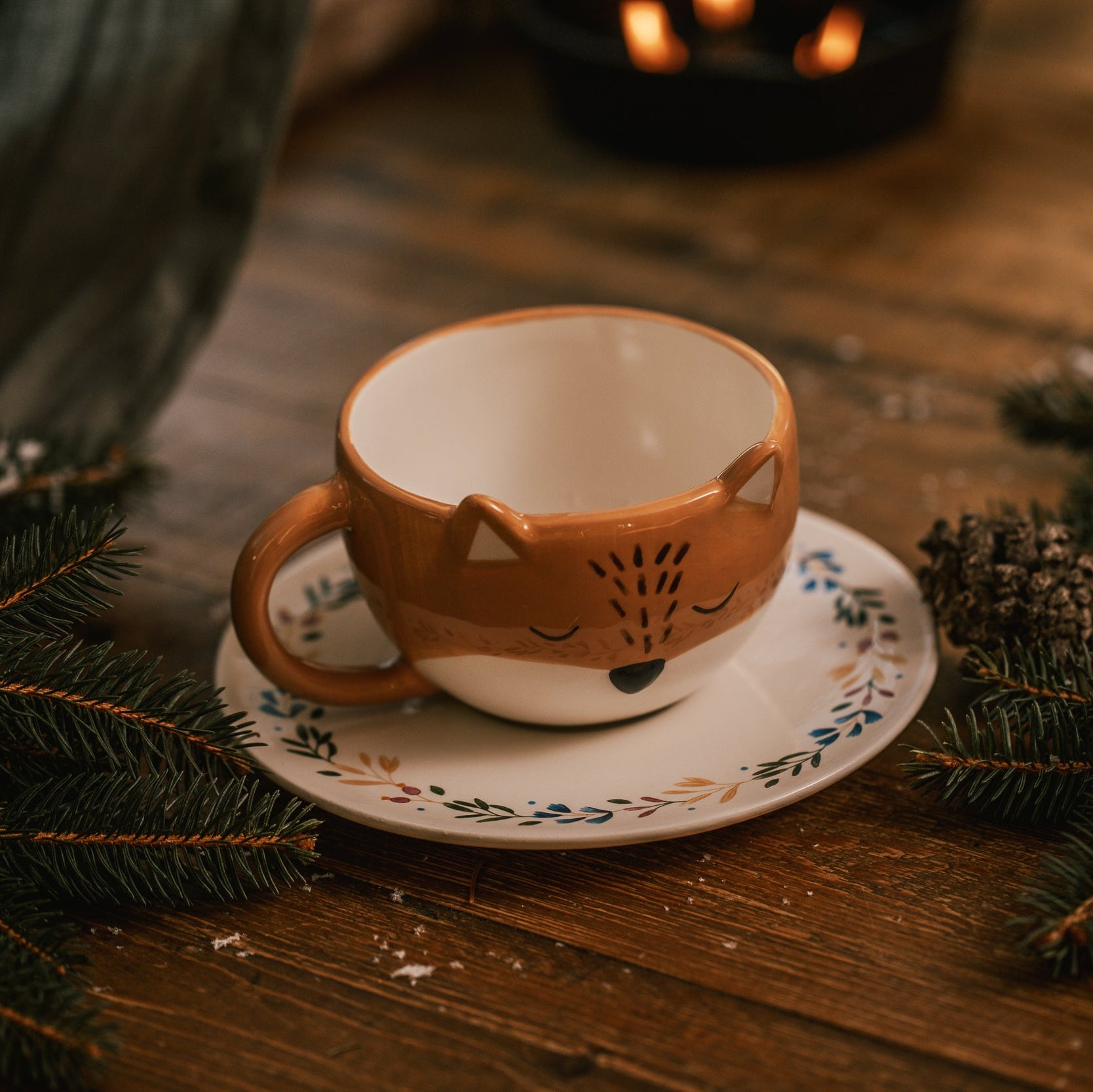 TASSE FUCHS MIT UNTERSETZER