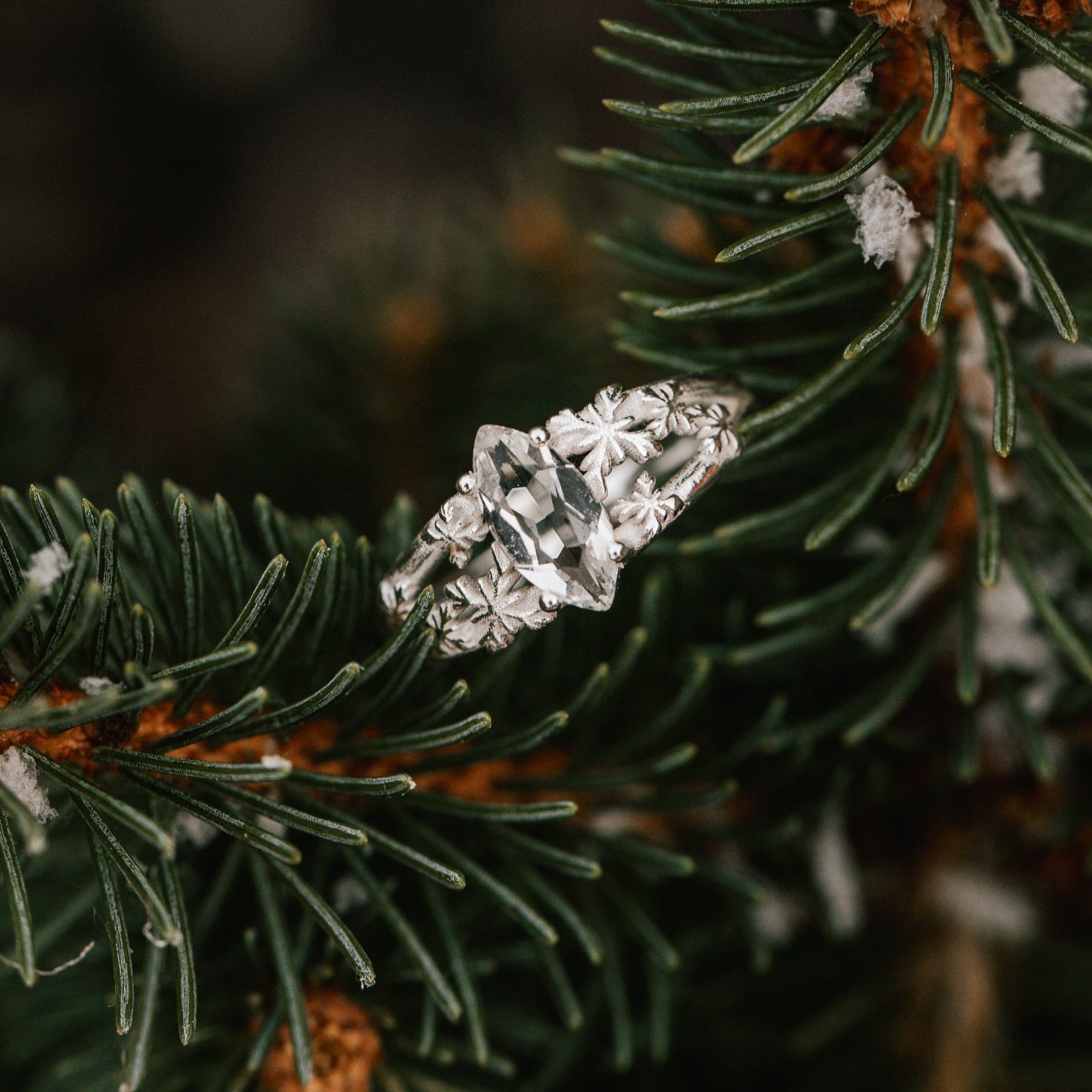 RING SCHNEEFLOCKEN & BERGKRISTALL II