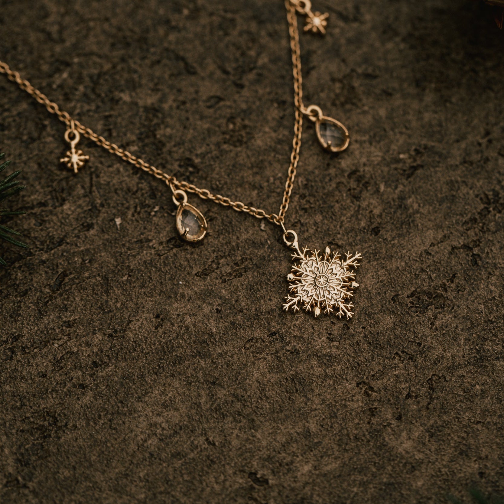 KETTE WINTER & BERGKRISTALLE