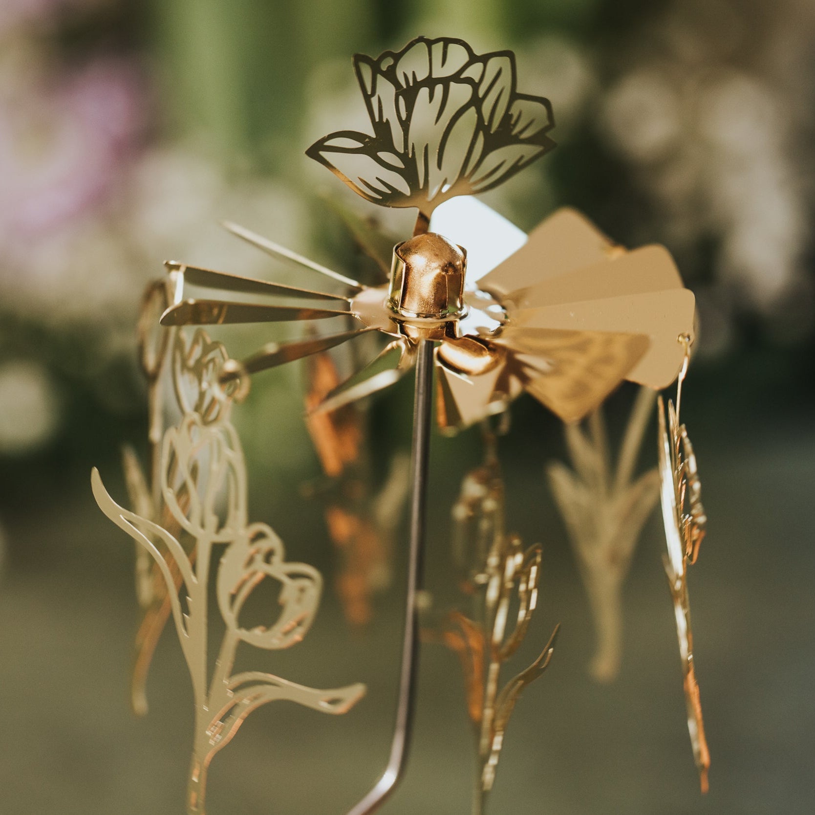 TEELICHT-KARUSSELL TULPEN