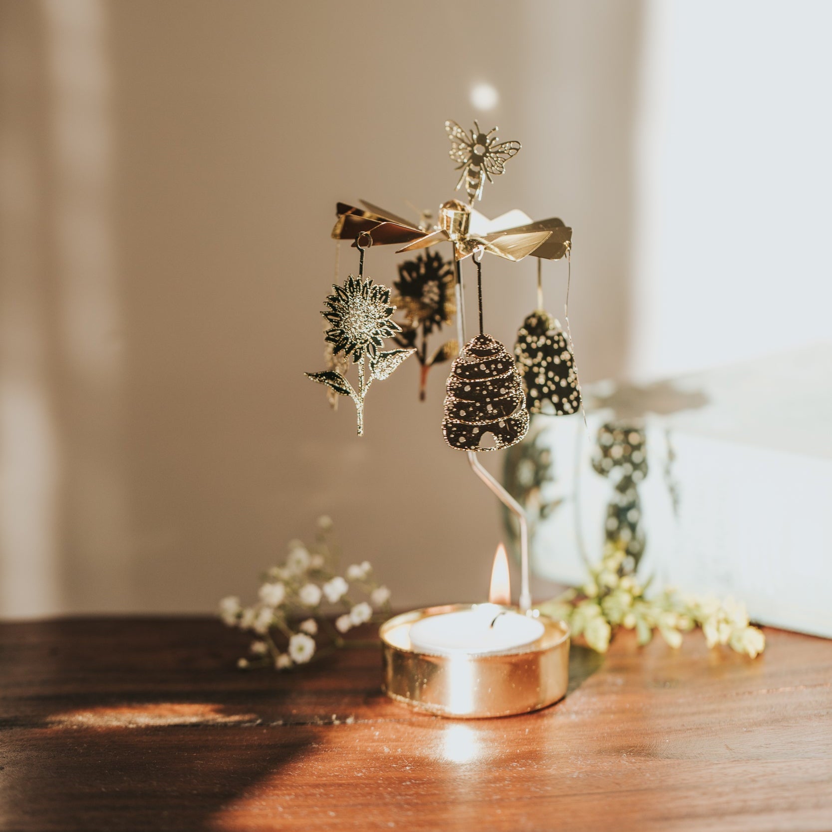 TEELICHT-KARUSSELL BIENEN