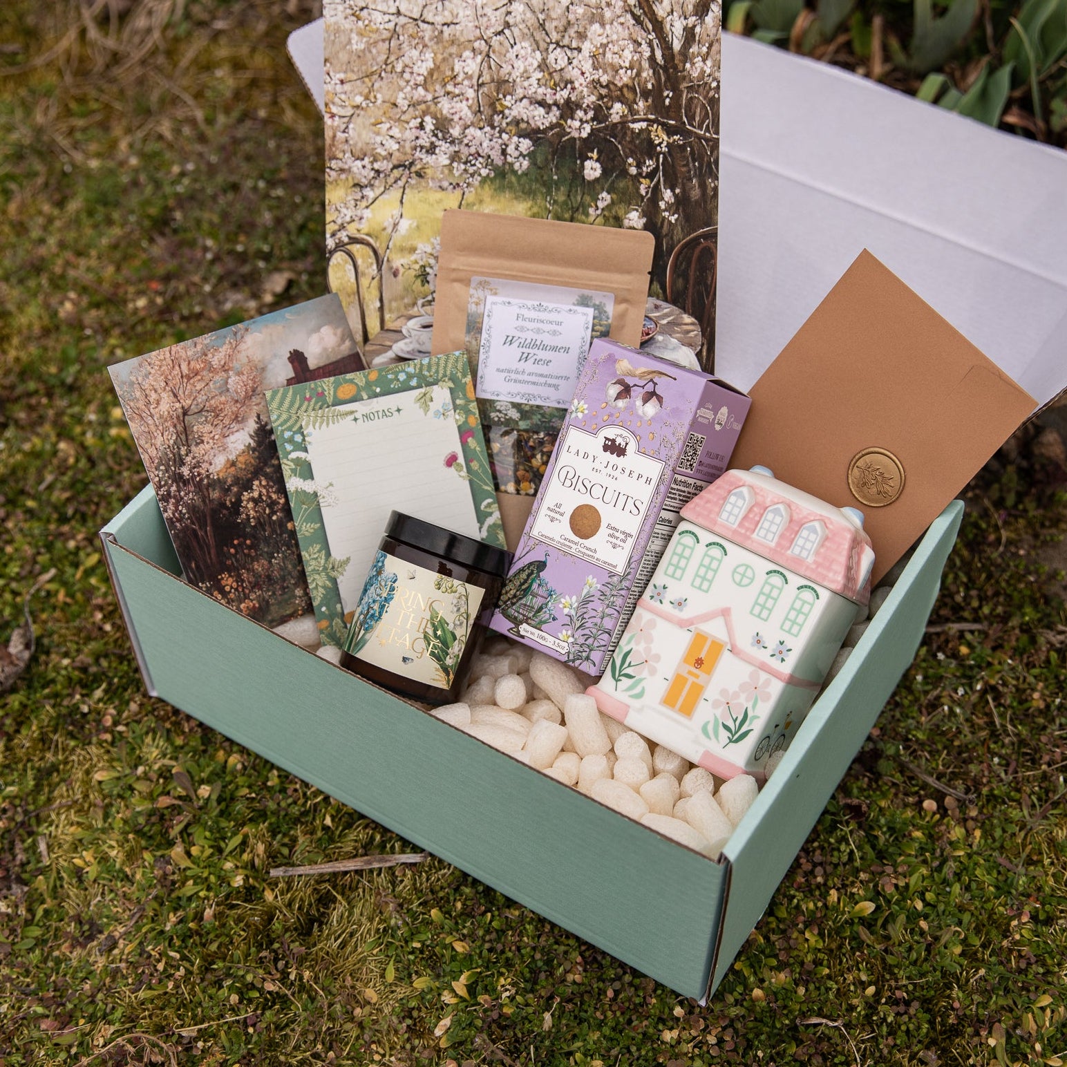 ÜBERRASCHUNGSPAKET FRÜHLINGSERWACHEN