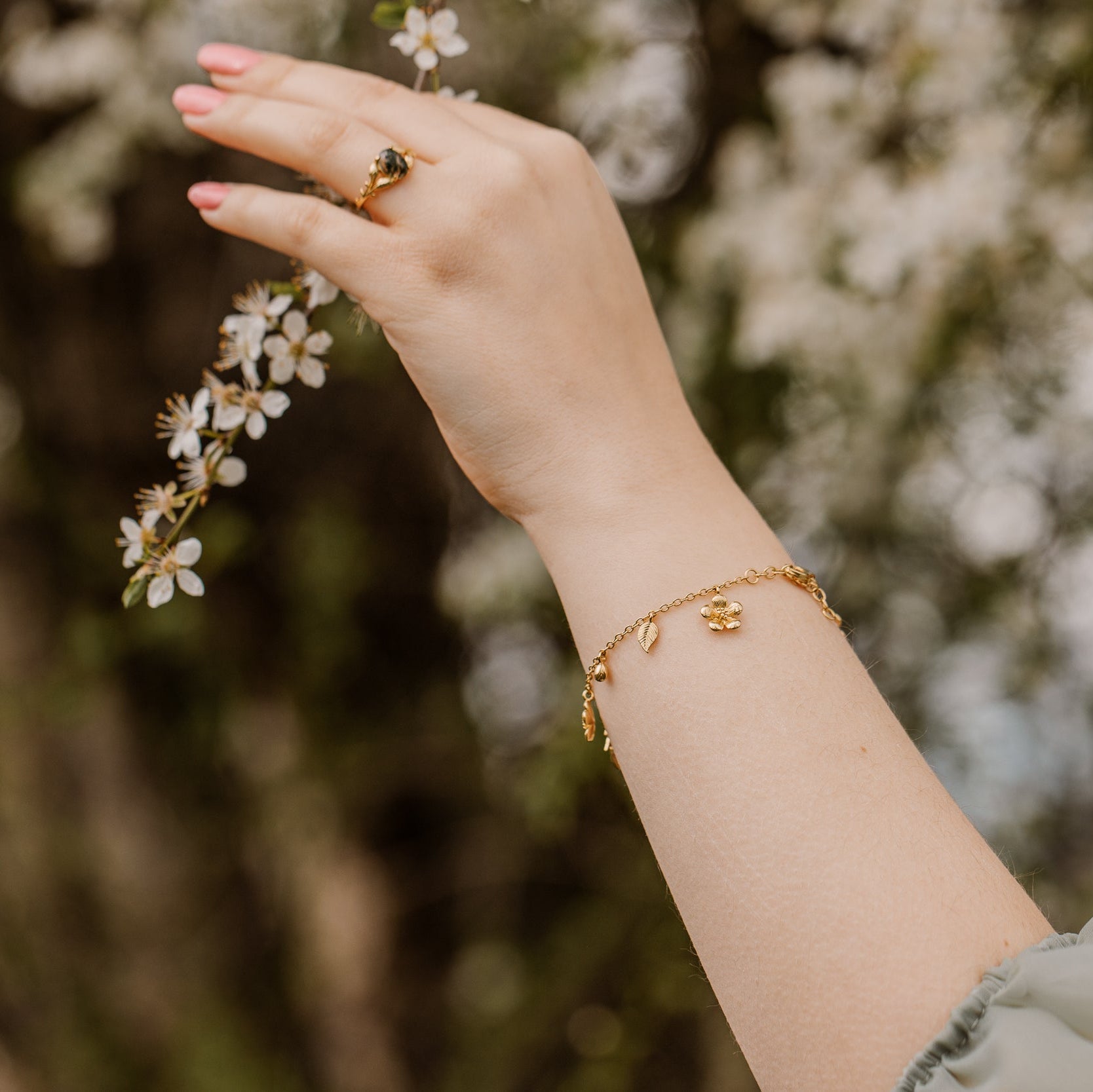 ARMBAND BLÜTEN & BLÄTTER