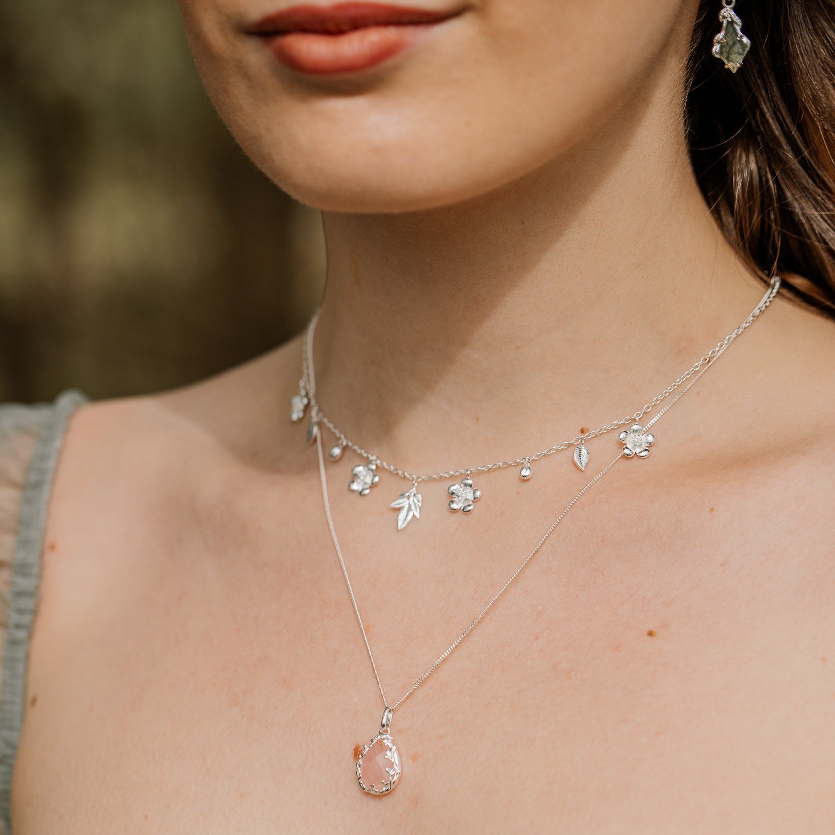 KETTE ROSENQUARZ & BLÄTTER II