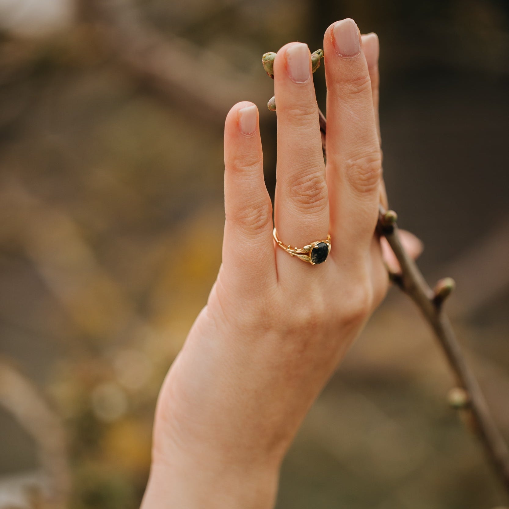 RING MOOSACHAT