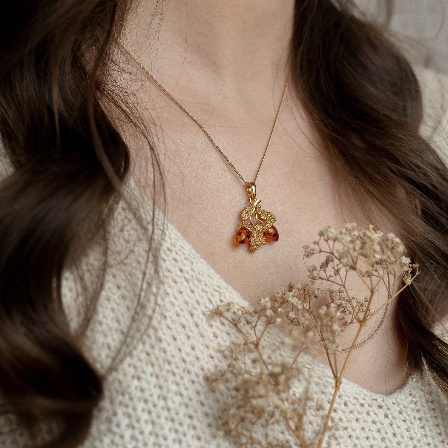 AMBER ACORN AND LEAF NECKLACE
