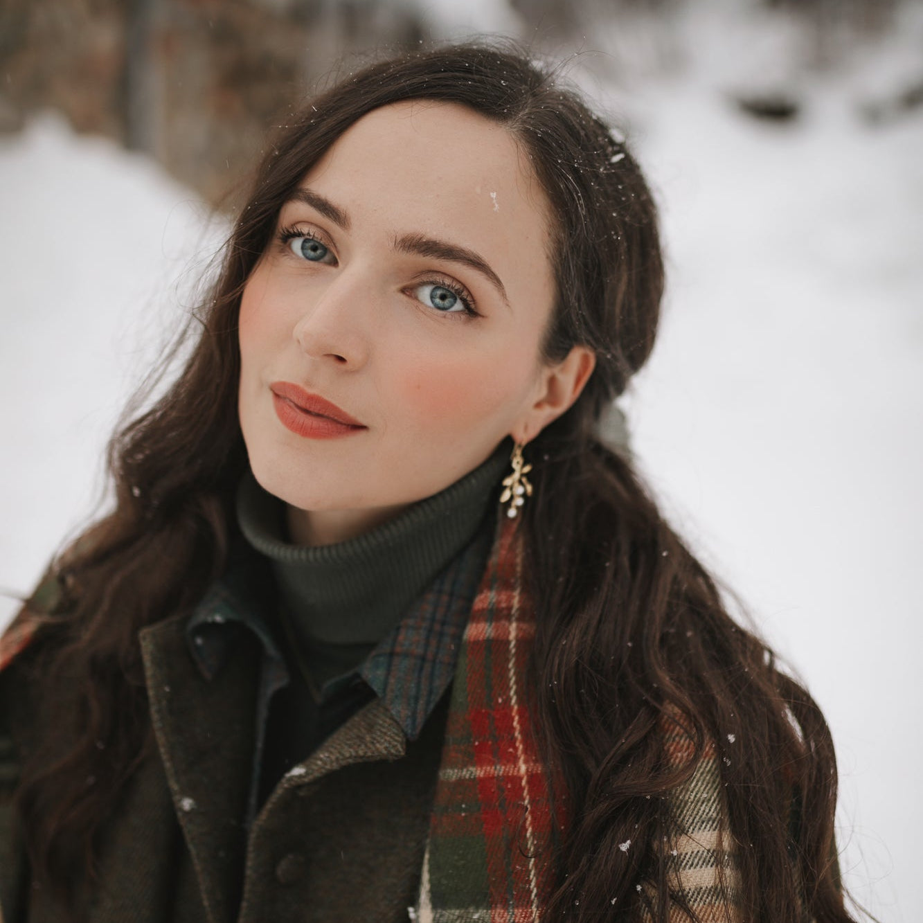 Snowberry earrings
