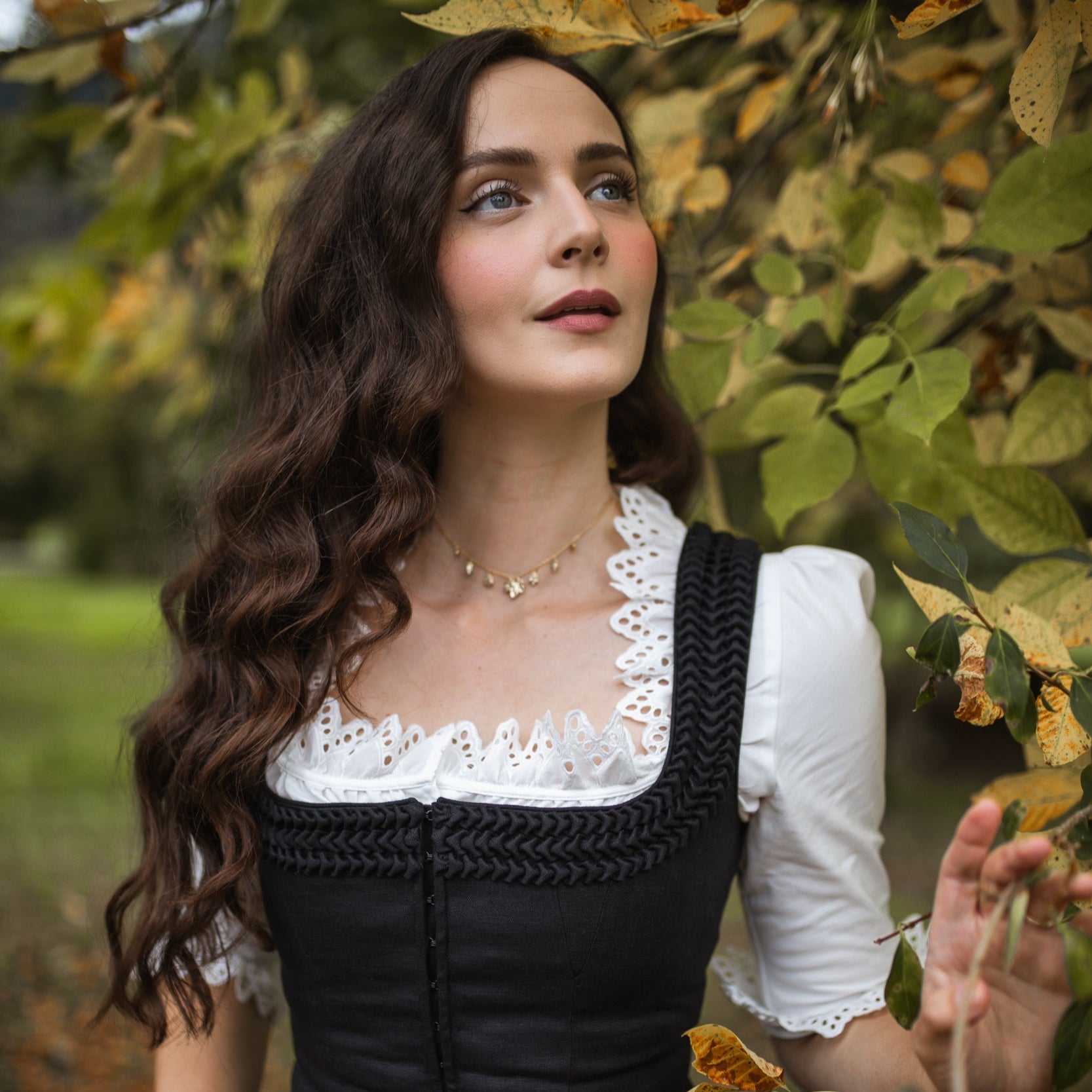 KETTE HERBSTBLÄTTER