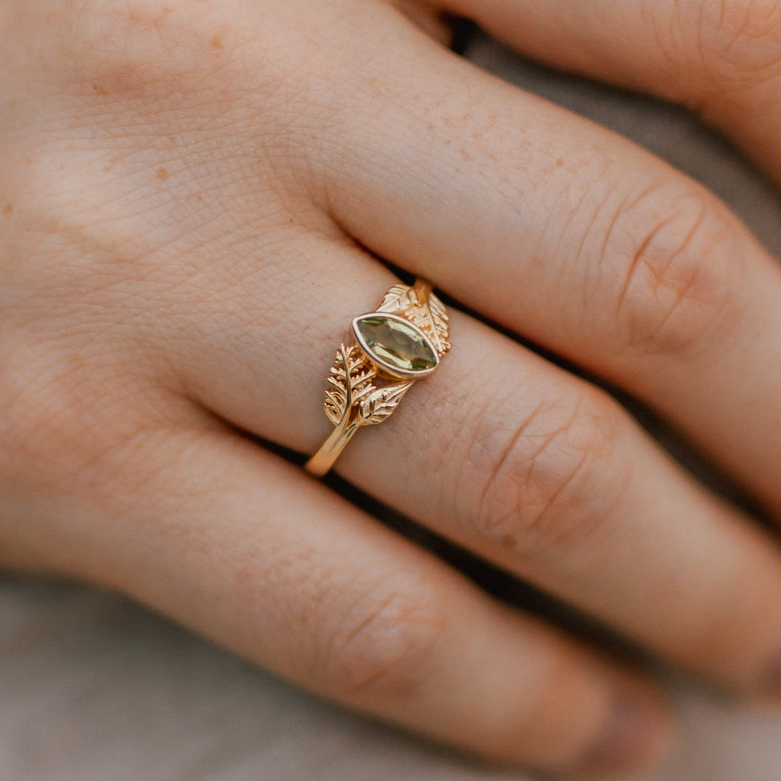 RING FARN & PERIDOT