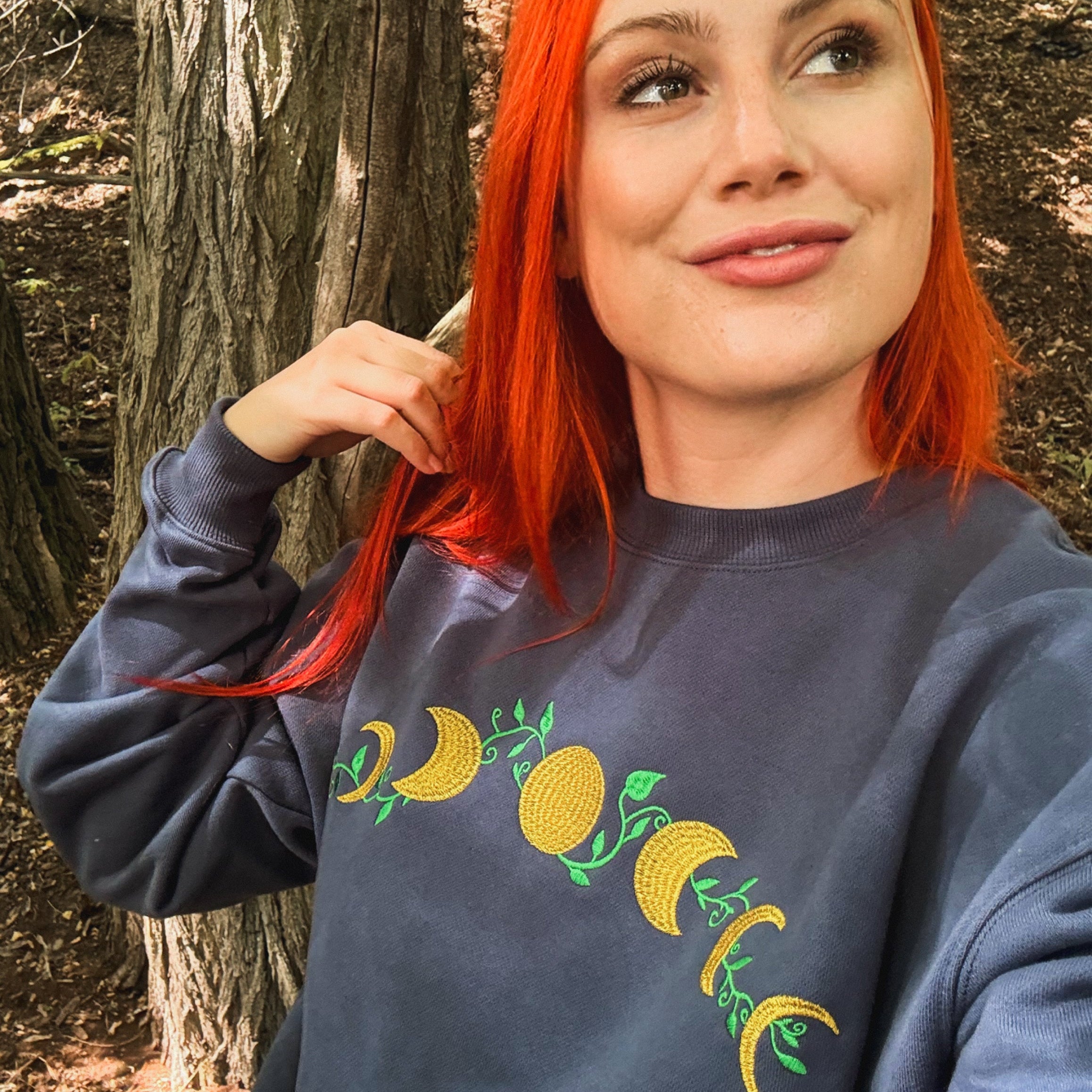 PRE-ORDER PULLOVER MONDPHASE DUNKELBLAU