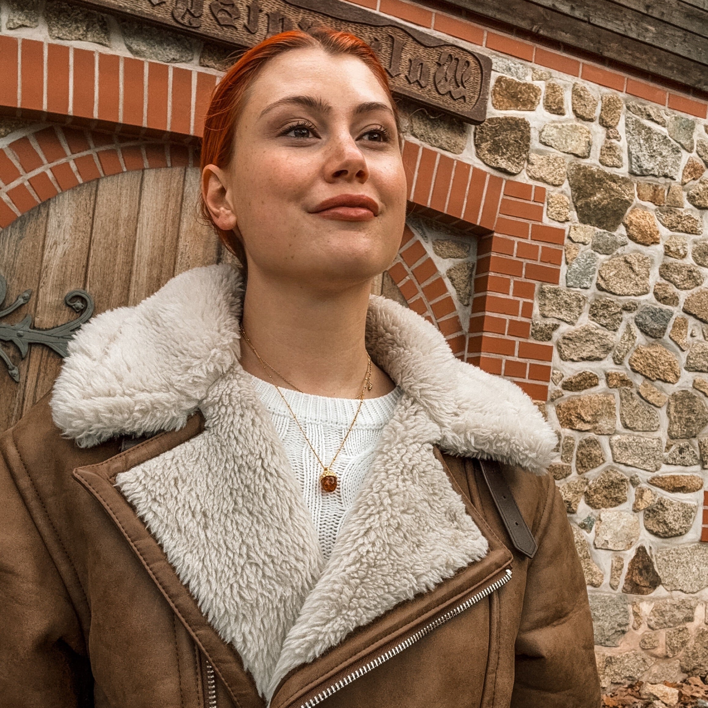 AMBER ACORN &amp; FILIGRA NECKLACE