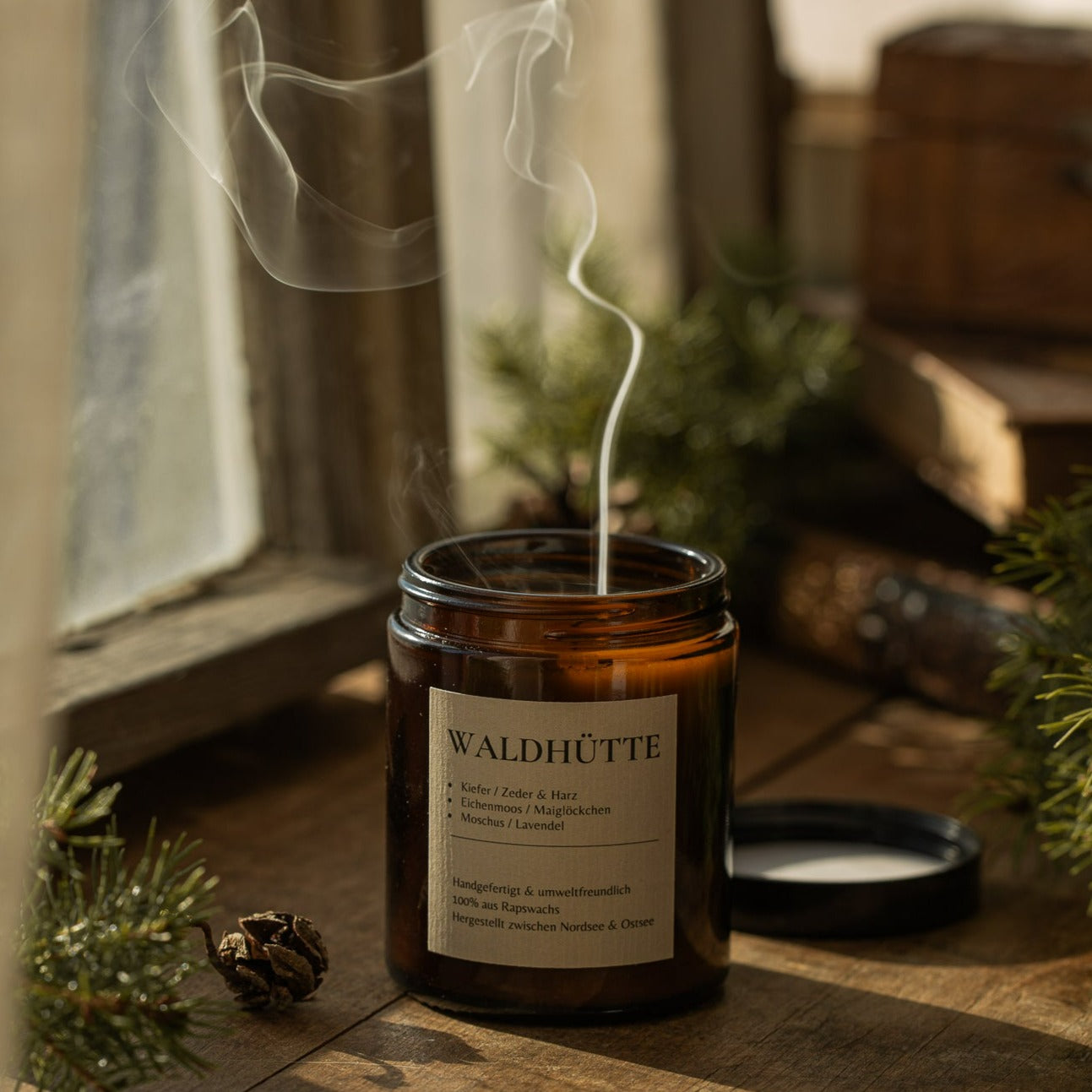 SCENTED CANDLE FOREST HUT 