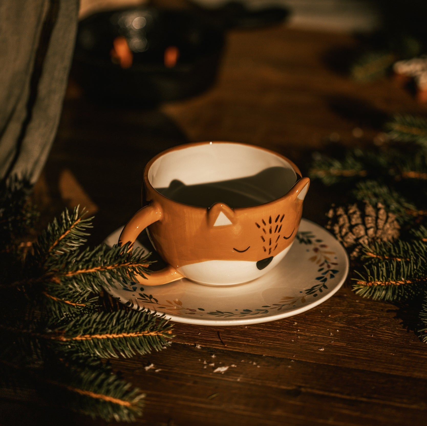 TASSE FUCHS MIT UNTERSETZER