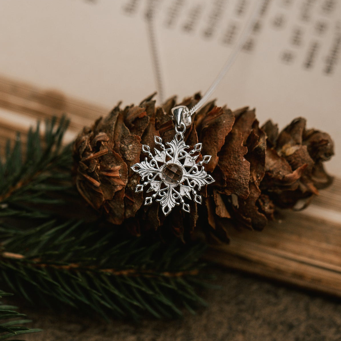 KETTE SNOEVA & BERGKRISTALL II