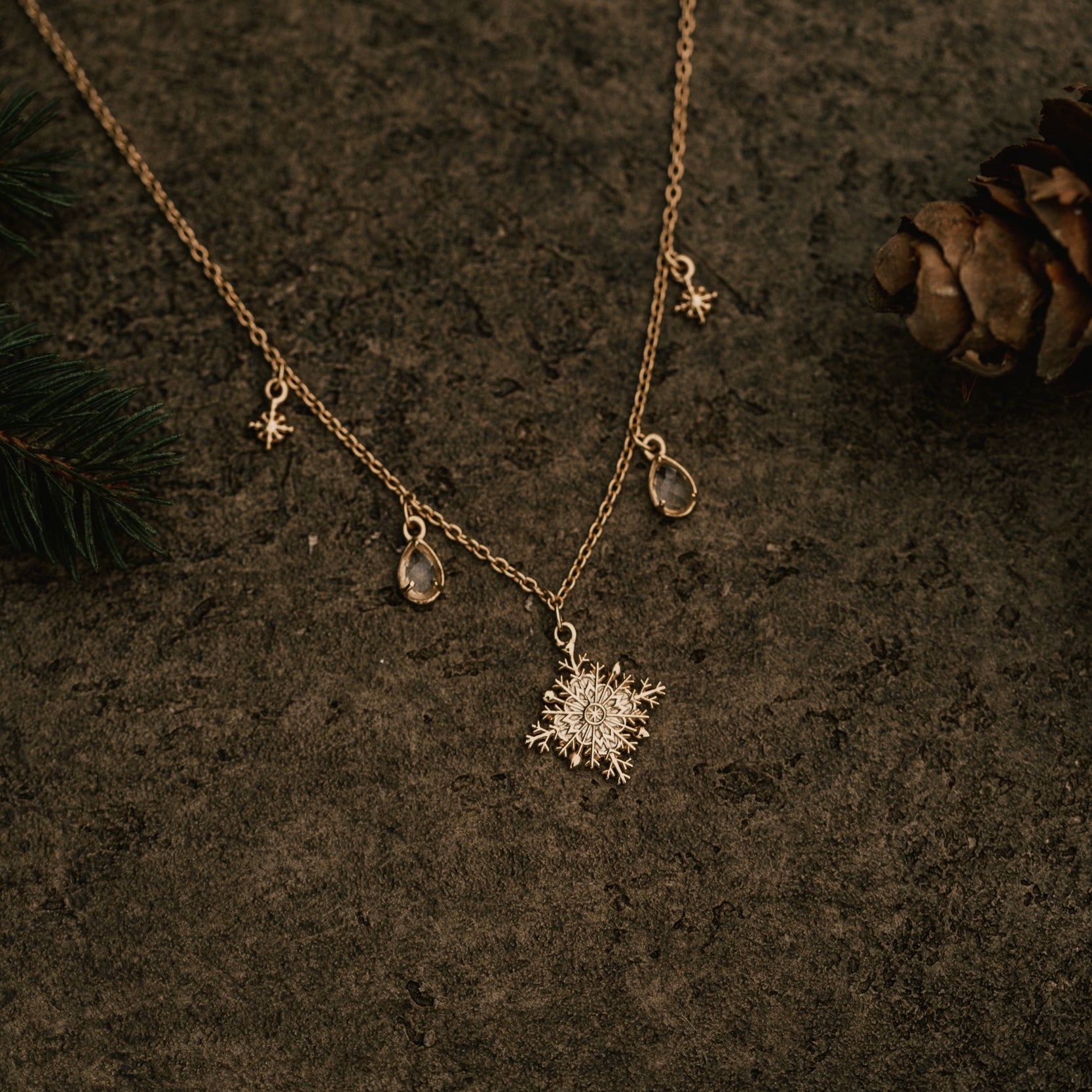 KETTE WINTER & BERGKRISTALLE