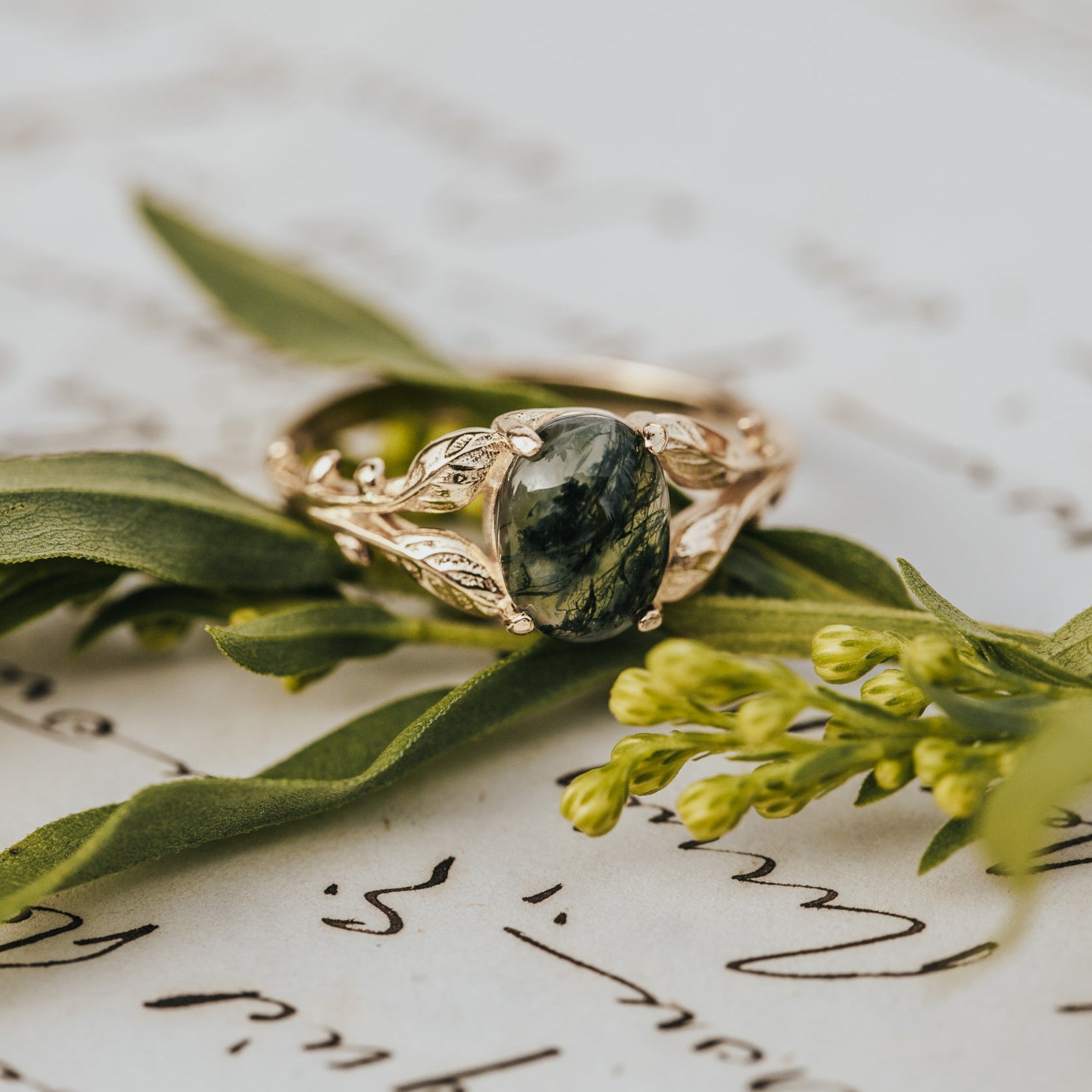 RING MOOSACHAT