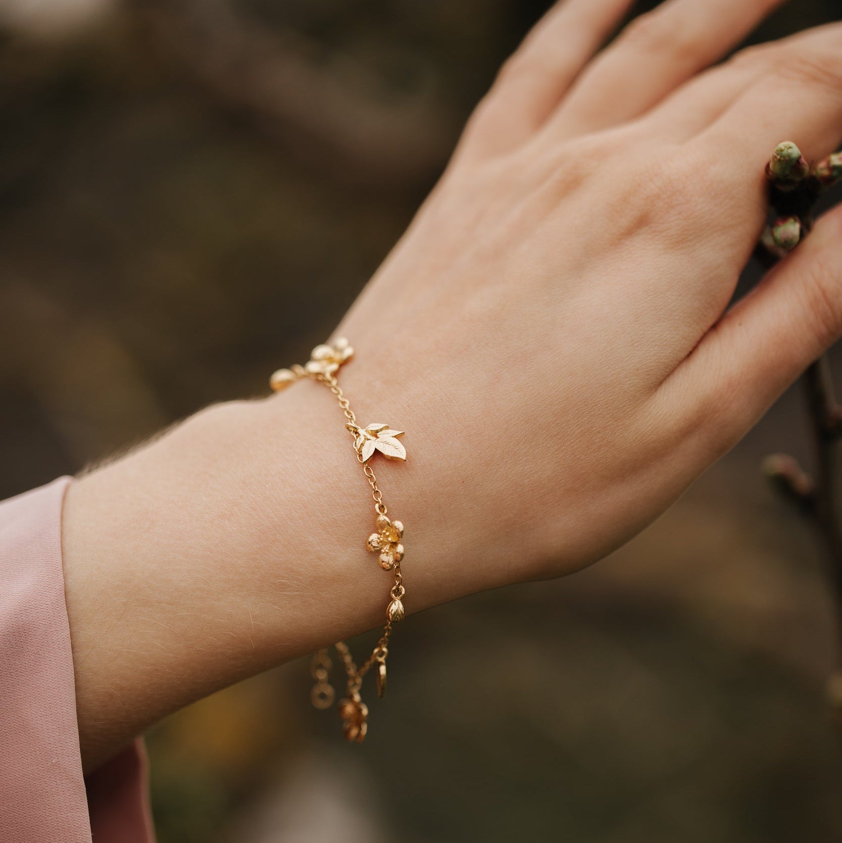 ARMBAND BLÜTEN & BLÄTTER