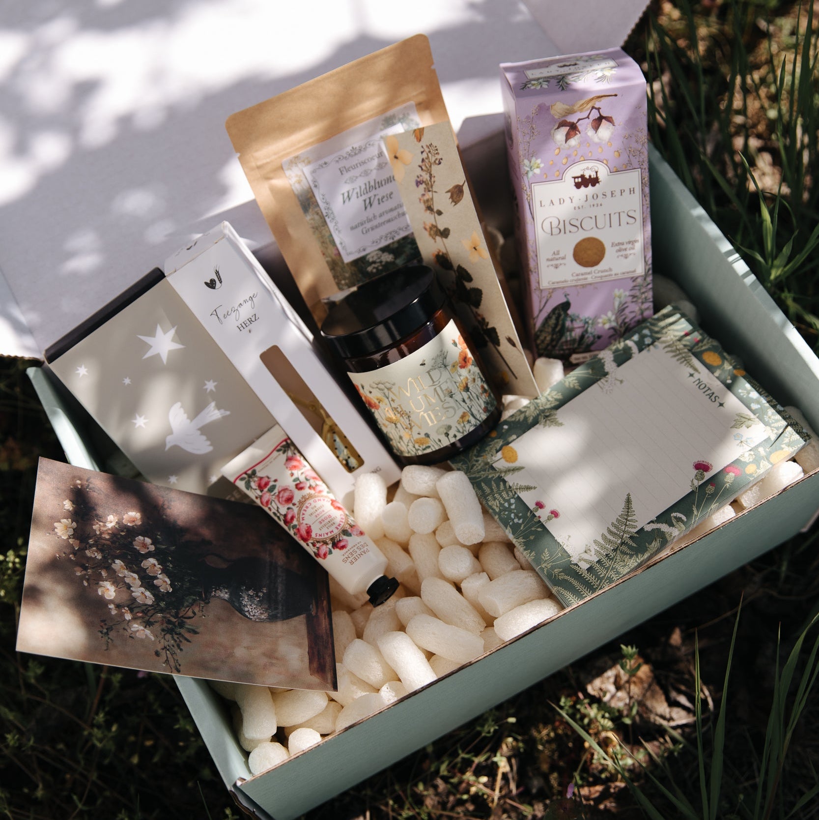 GESCHENKPAKET MUTTERTAG MIT SCHMUCK