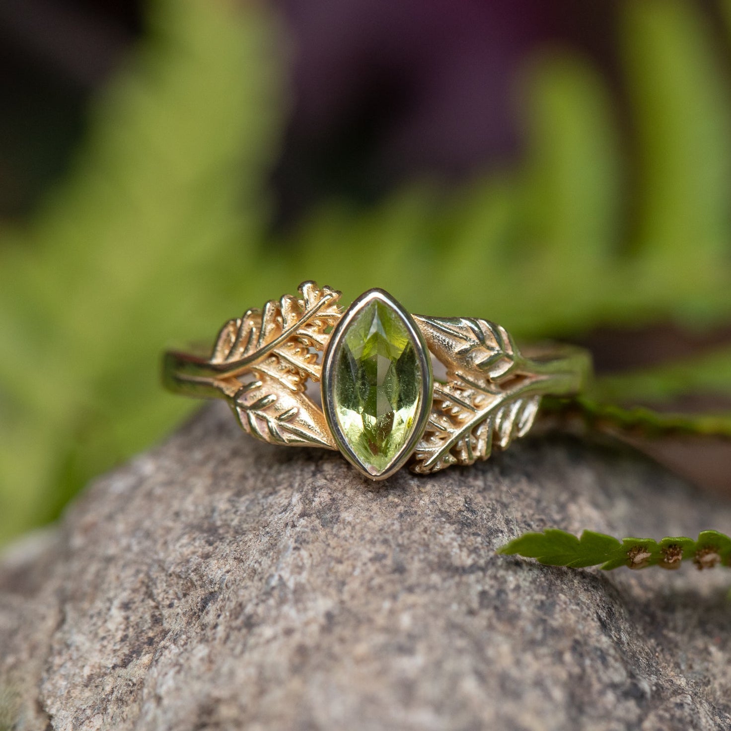 RING FARN & PERIDOT