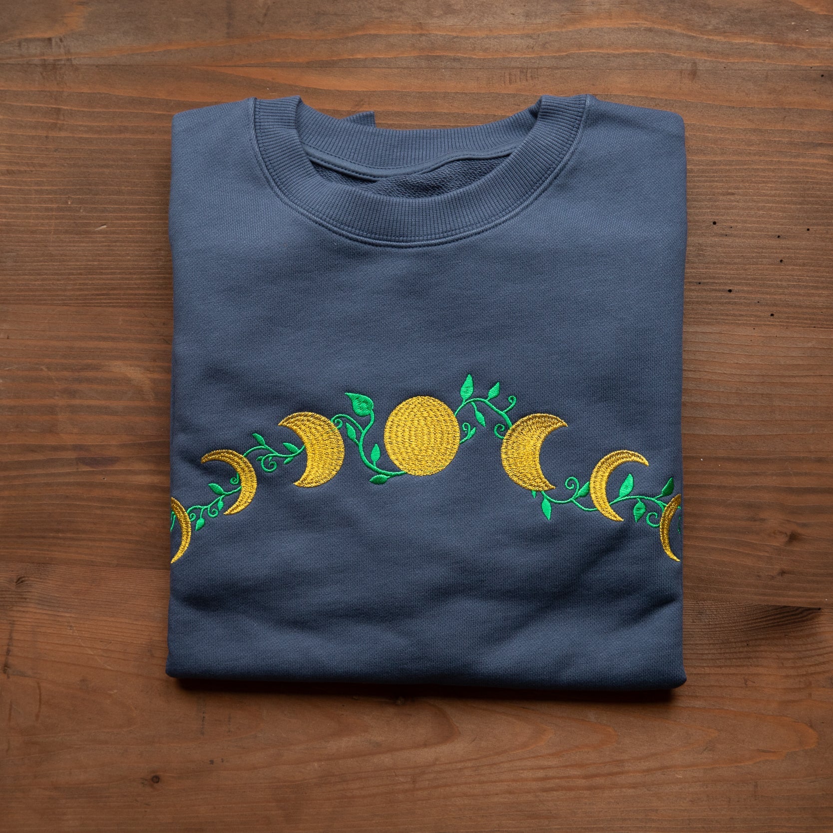 PRE-ORDER PULLOVER MONDPHASE DUNKELBLAU