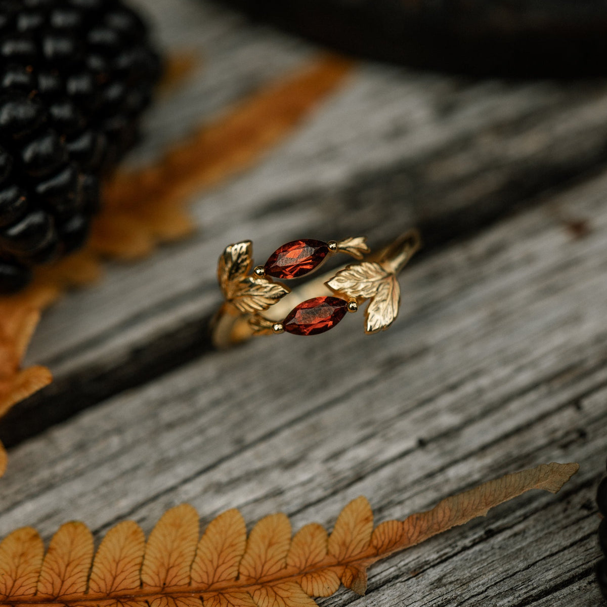 RING HAGEBUTTE & GRANAT