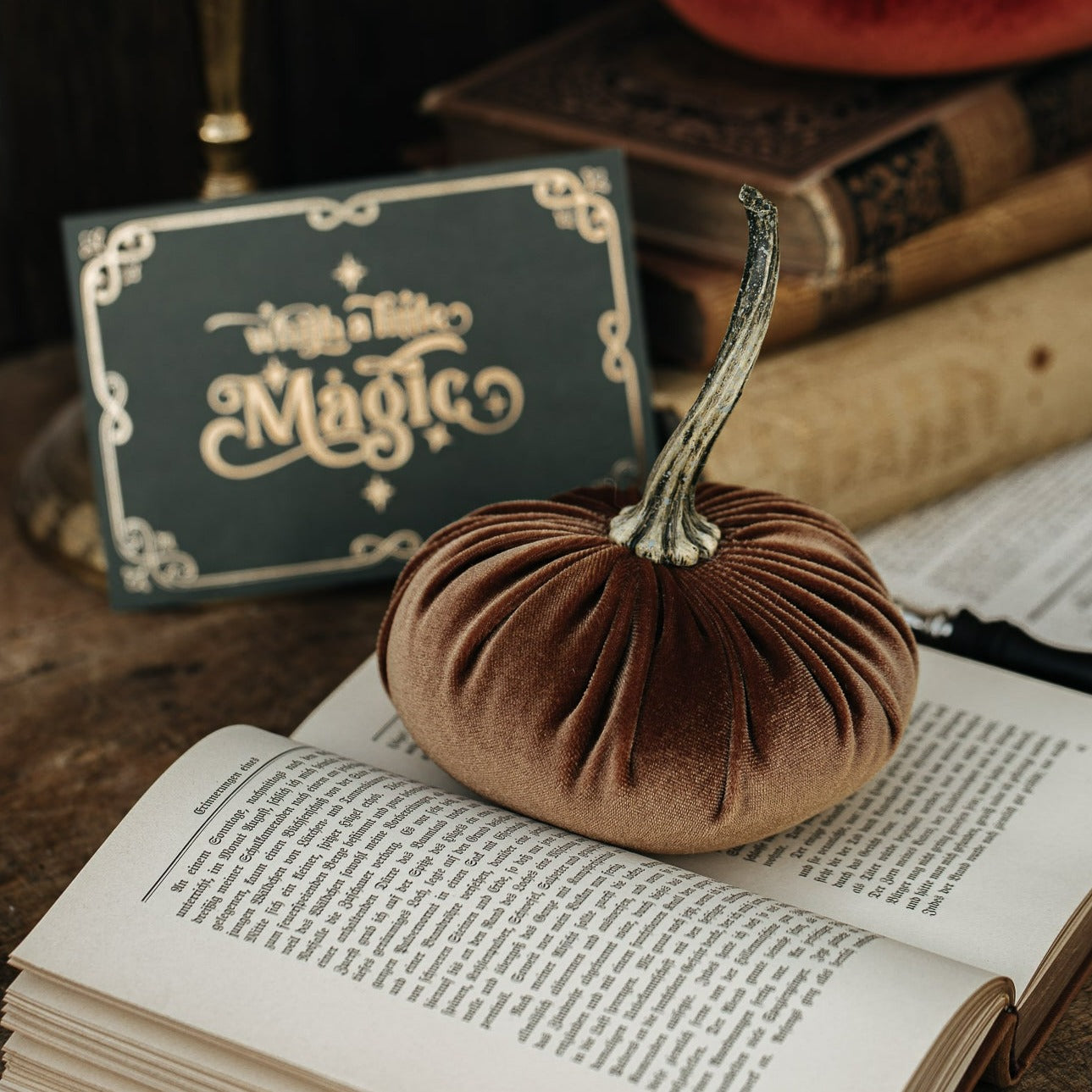 VELVET PUMPKIN BRONZE