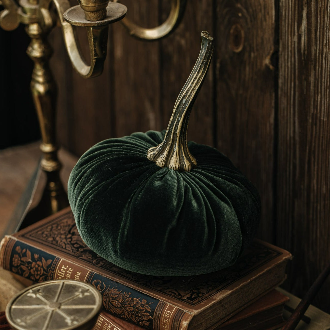 VELVET PUMPKIN FOREST GREEN LARGE
