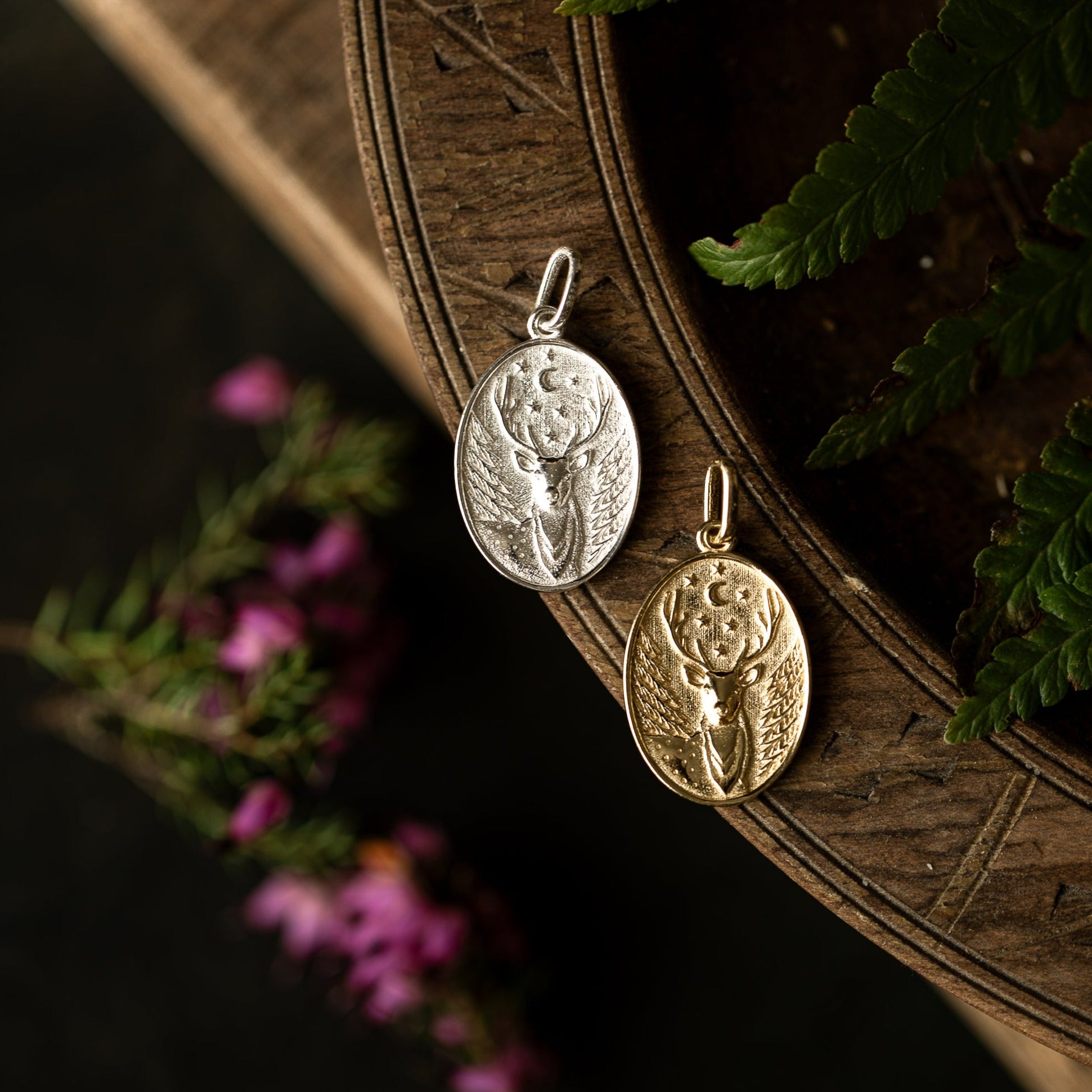 TRAILER DEER &amp; FOREST II