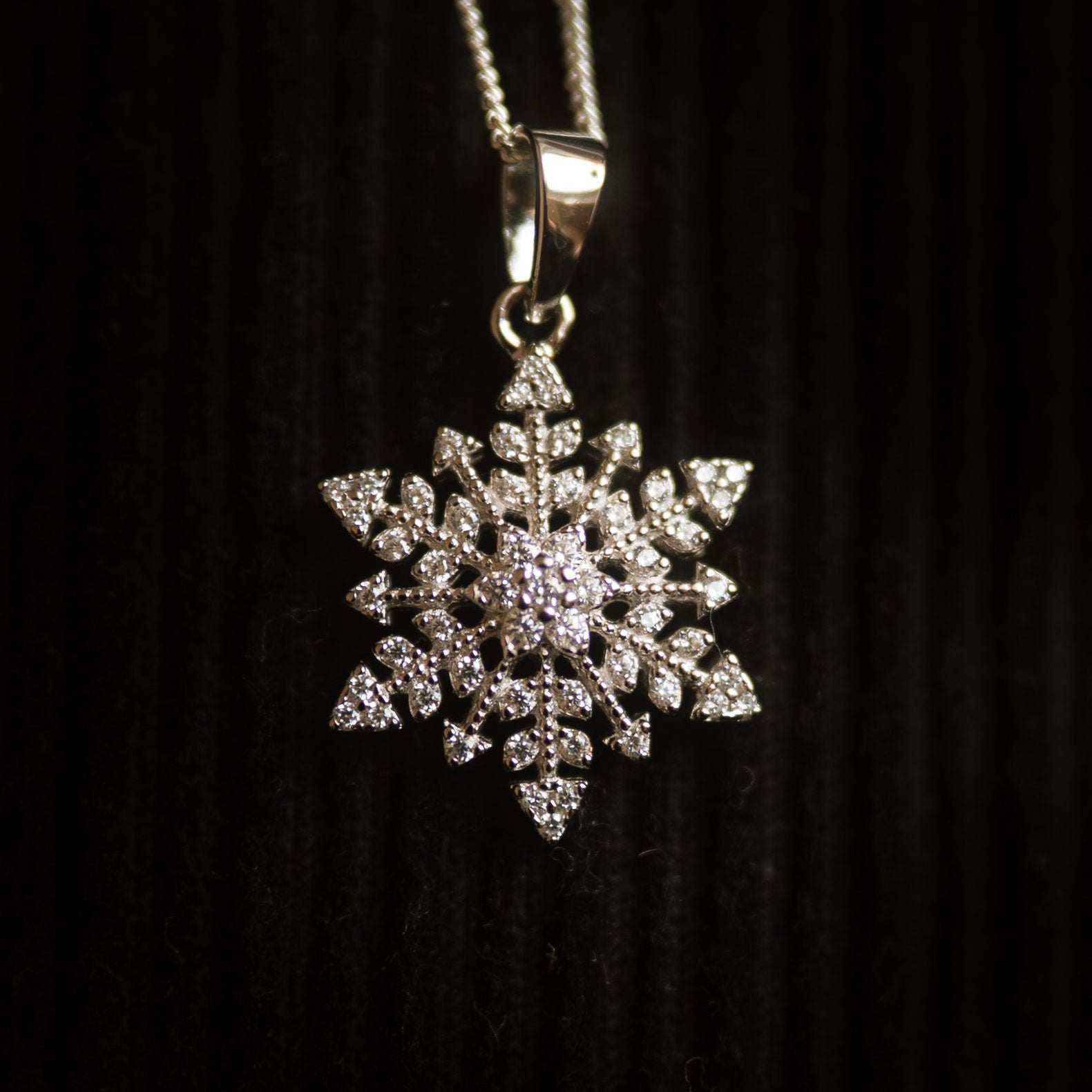 SNOWFLAKE II CHAIN