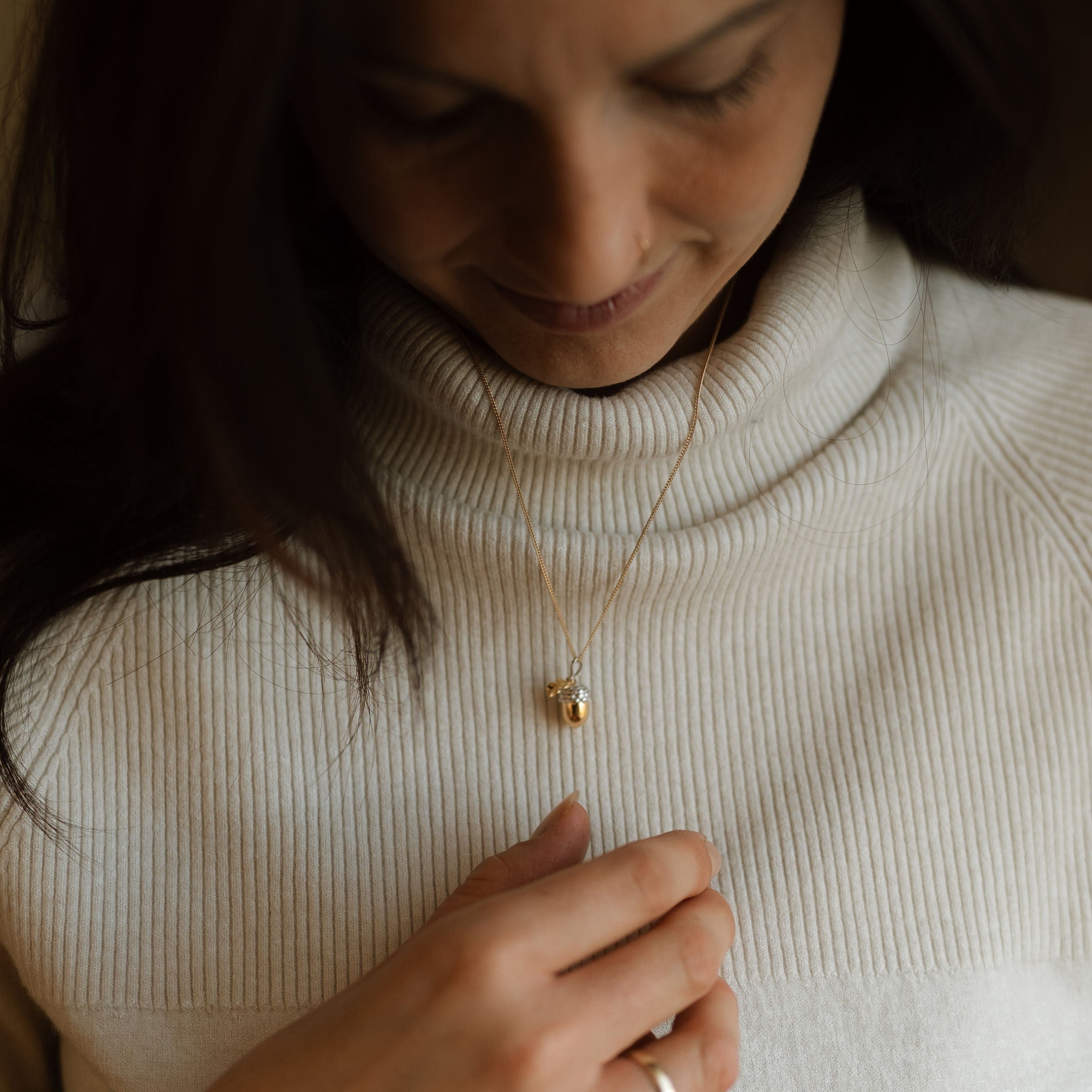 CHAIN ​​ACORN WITH LEAF