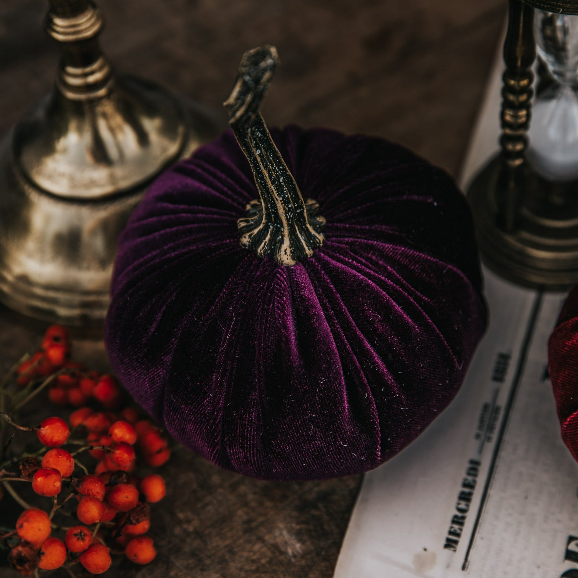 VELVET PUMPKIN PLUM